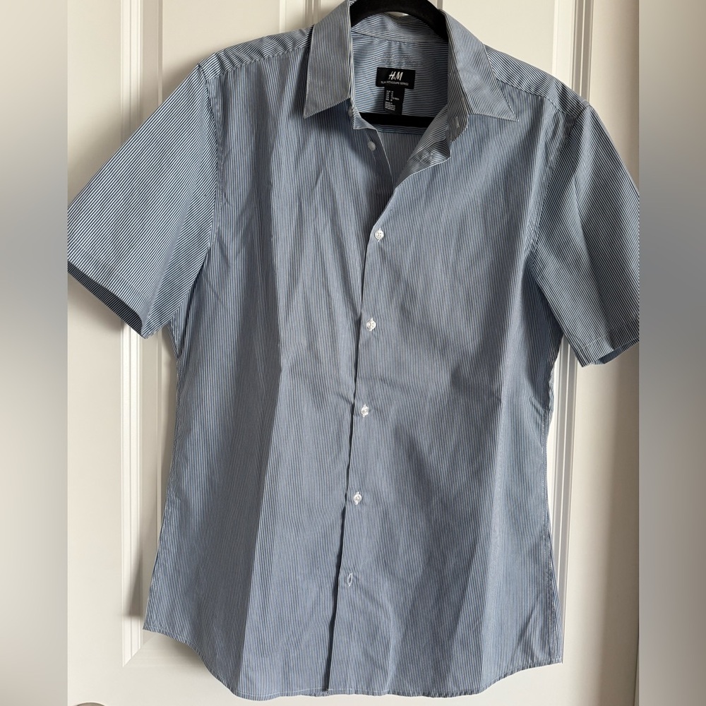 H&M Men's Navy Pinstripe Button Down Shirt